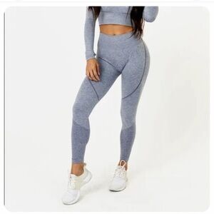 ACTA • Women’s Athletic Purple Seamless Leggings Size Medium